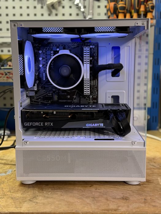 PC Gaming RTX 3070, Ryzen 5 5600, 16GB 3200 (CS2)