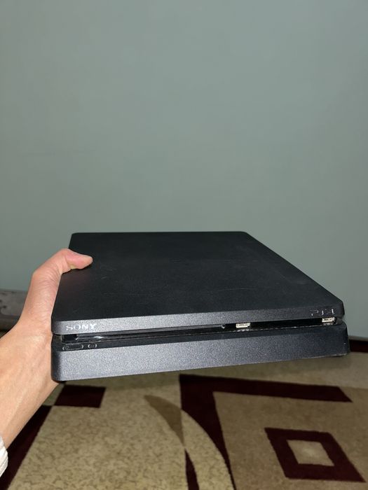 Playstation 4 Slem