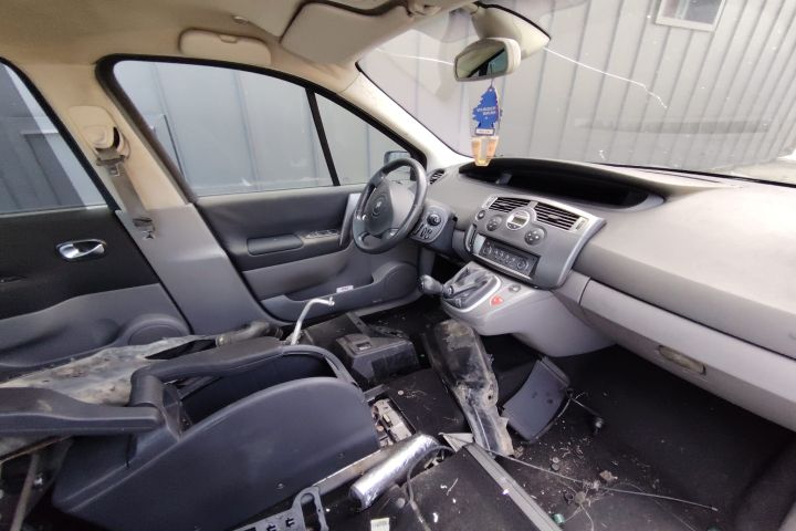Piese Renault Scenic a 2-a generatie