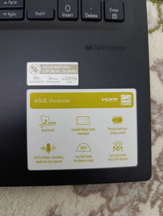 noutbook  Asus Vivobook