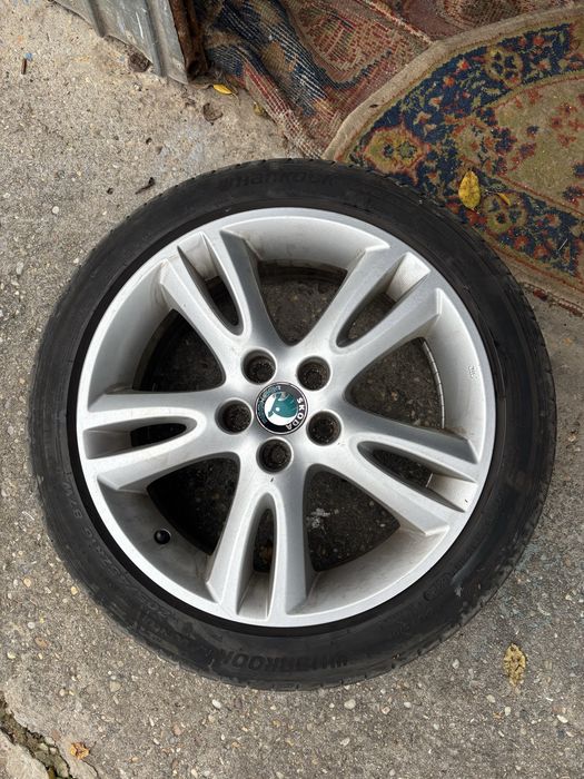 Jante Aliaj Skoda cu cauciuri de vara 205/45/R16