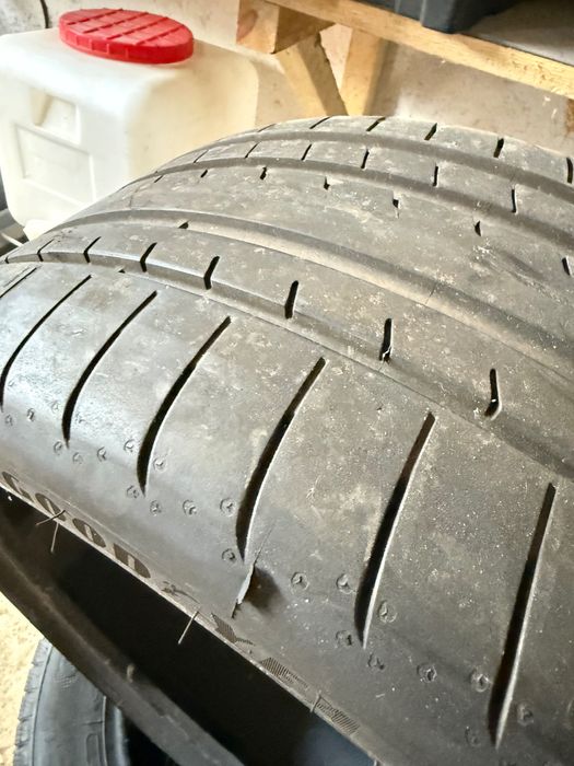 Гуми Спорт пакет за BMW рънфлат Good Year Eagle F1