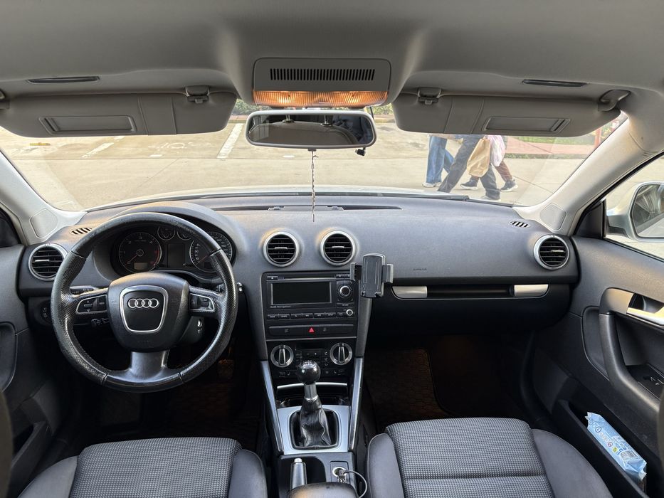 Audi A3 facelift 2010, 2000 cm/140cp, diesel cu carte service la zi