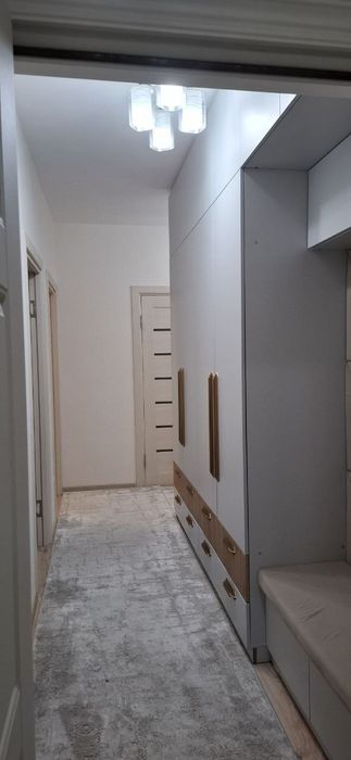 Olmazor sitida ikki xonali kvartira sotiladi.