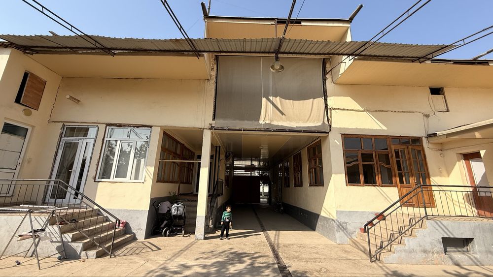 Sergili kia 8 sotix 10 xona