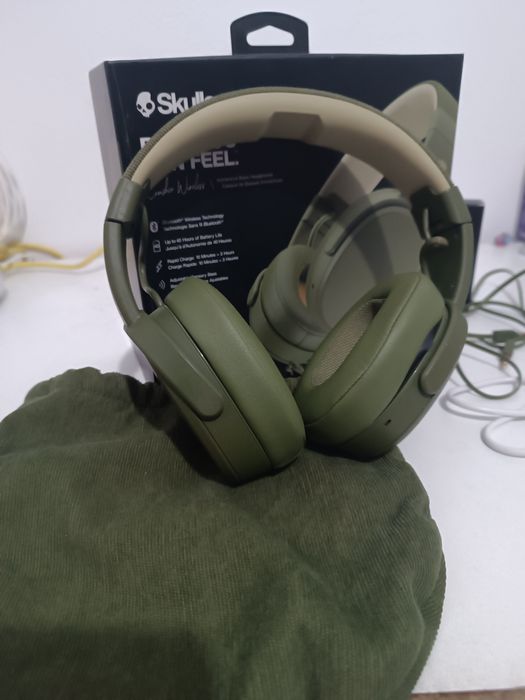 Casti wireless skullcandy crusher
