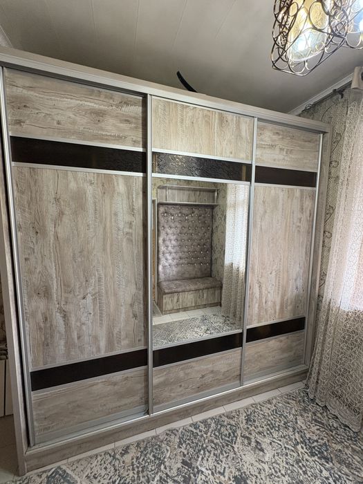 Шкафтар сатылады барлығы 150мың.