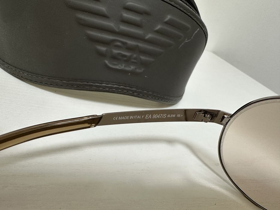 EMPORIO ARMANI очки солнцезащитные