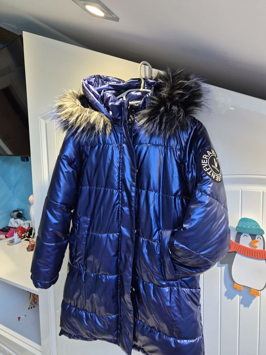 Продавам зимно яке за момче.