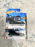 Hot wheels x2 batman forever batmobil TH, pret pentru ambele bucati.