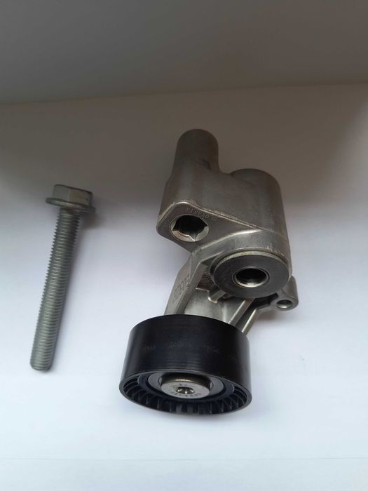 Обтягащо рамо, пистов ремък