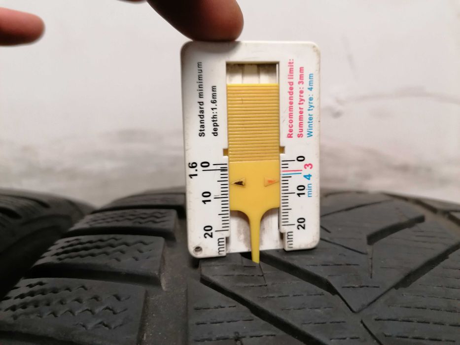 255/45/18 Vredestein / зимни гуми