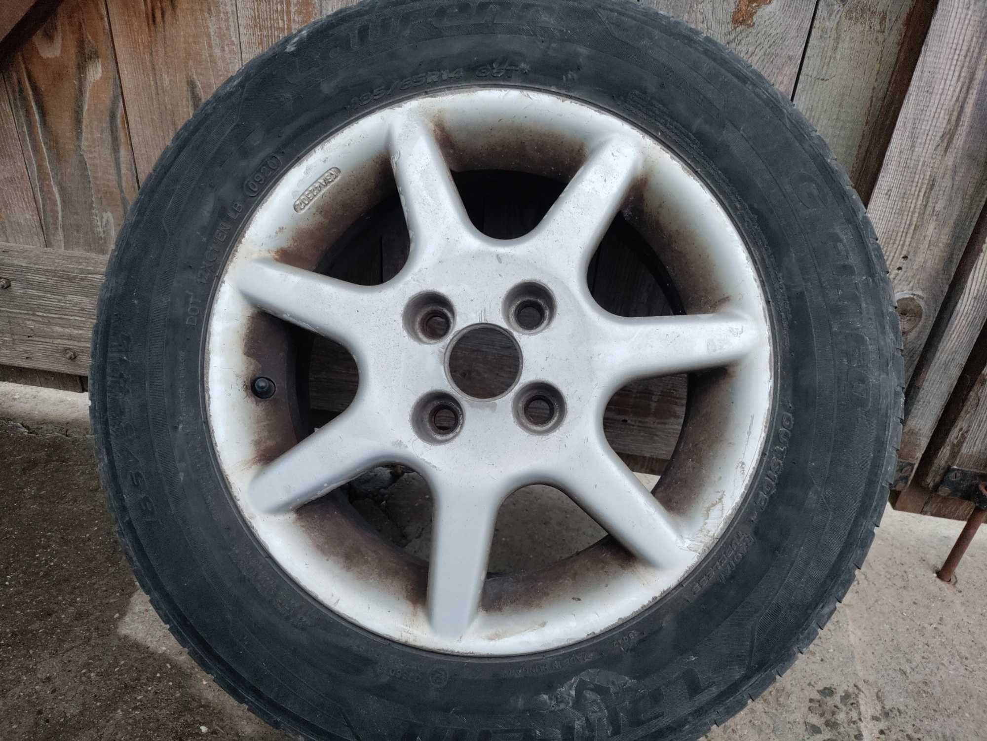 Продавам Renault Clio 1.6