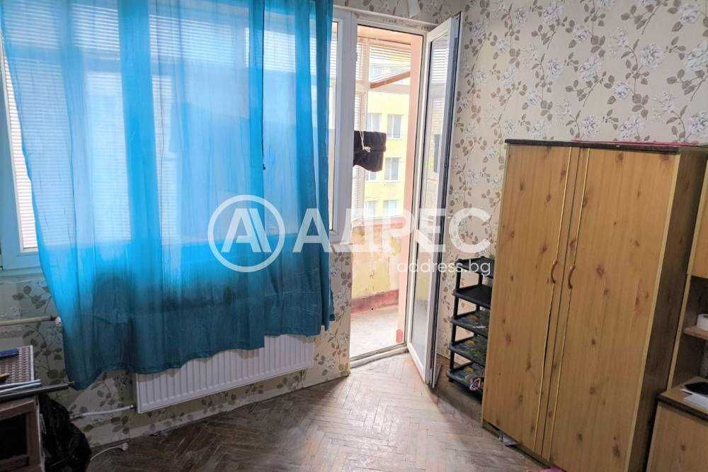 Двустаен тухлен  апартамент в центъра на гр. Разград