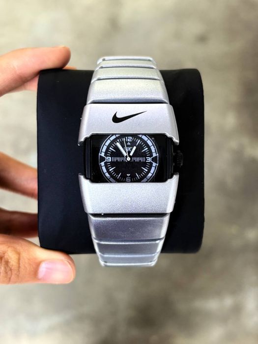Часы спортивные Nike