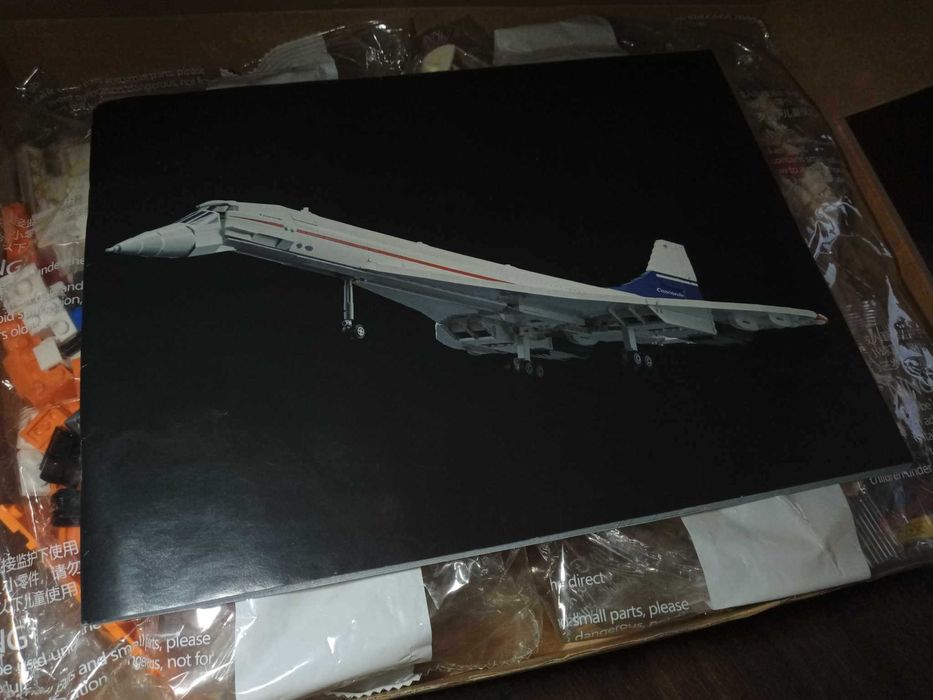 NOU TIP brand L Avion pasageri Concorde Icons 10318 2083pcs 105cm