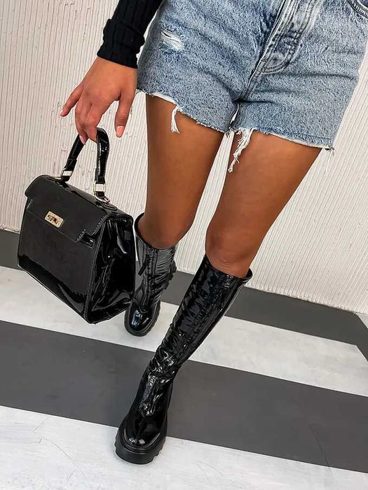 Дамски ботуши от лак