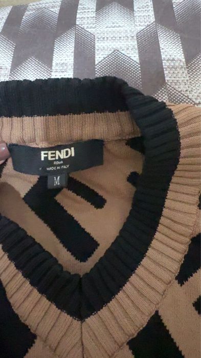 Оригинален пуловер “Fendi”