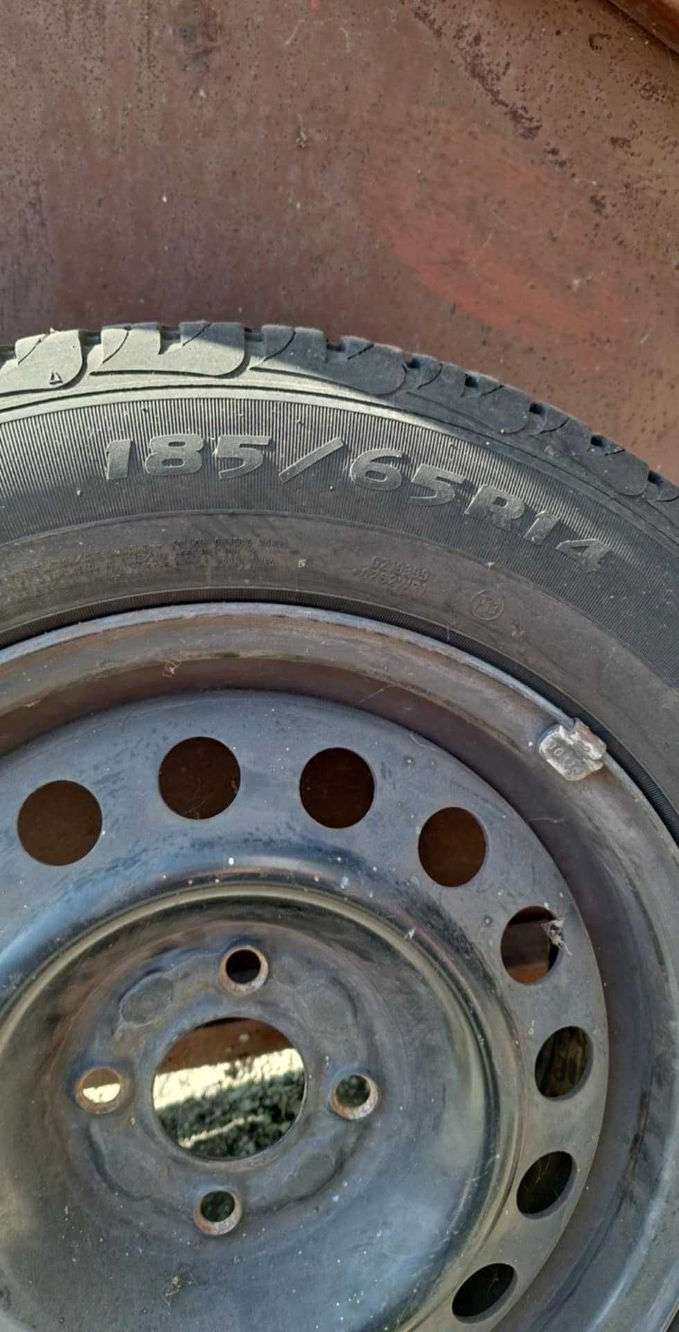 Железни джанти с гуми