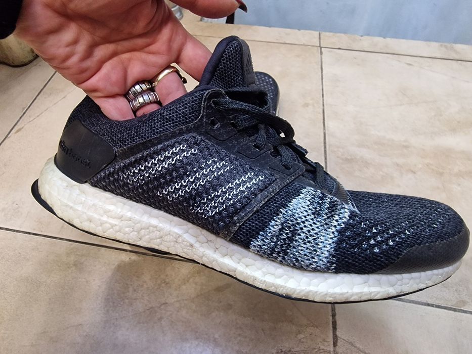 Adidas UltraBoost ST core black номер 42.5