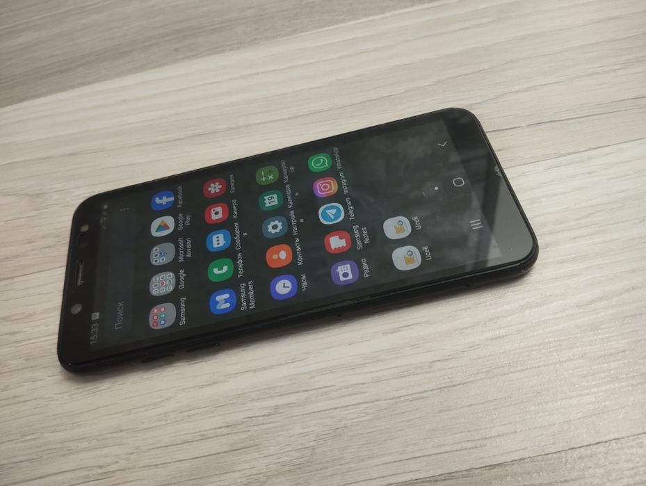 Samsung a6 3/32 holati yahshi
