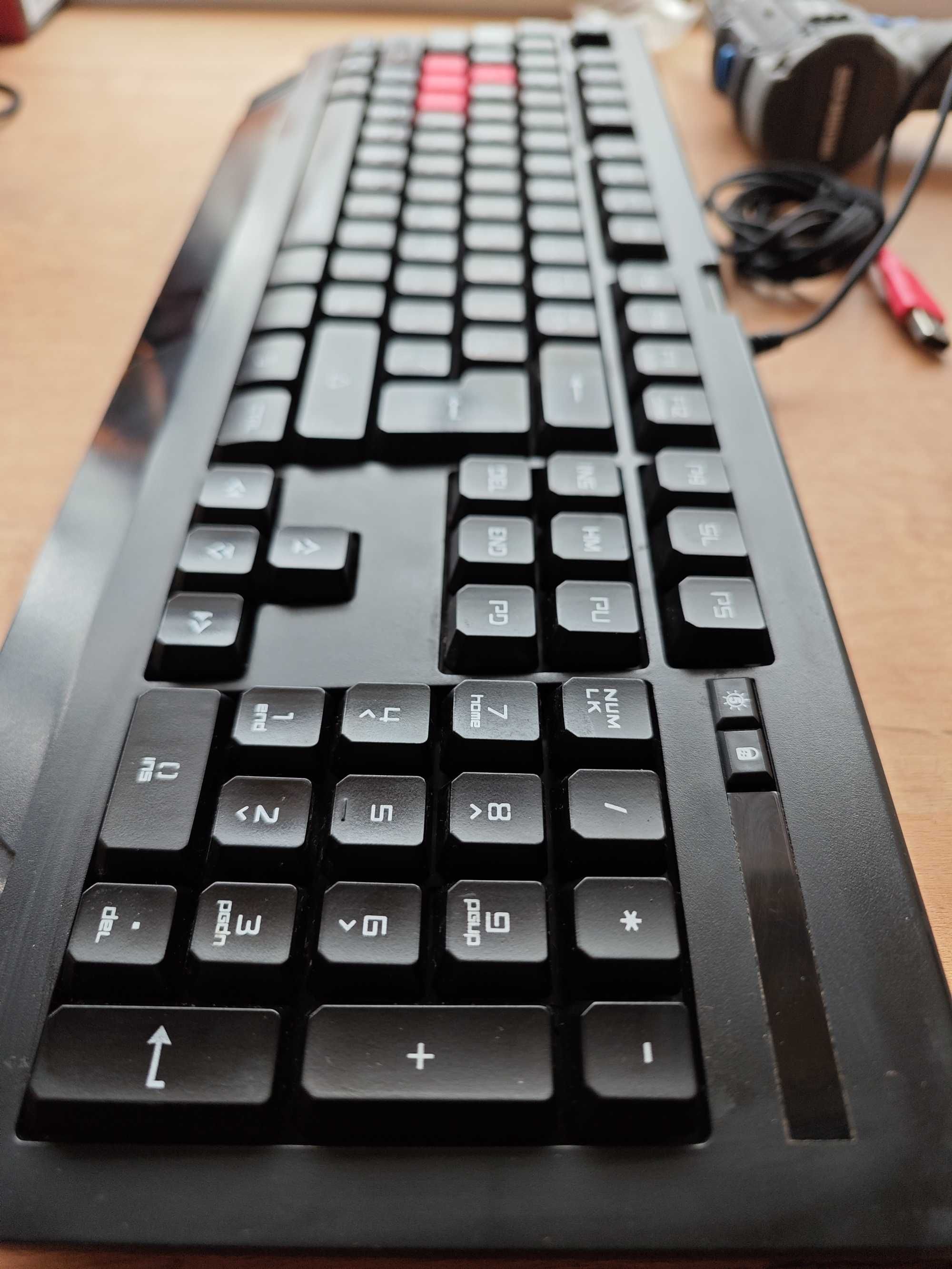игровая клавиатура A4Tech Bloody B120N