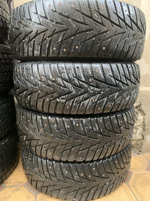 Шины  зимние. 2 комплекта 215х60х16 и 205х60х16