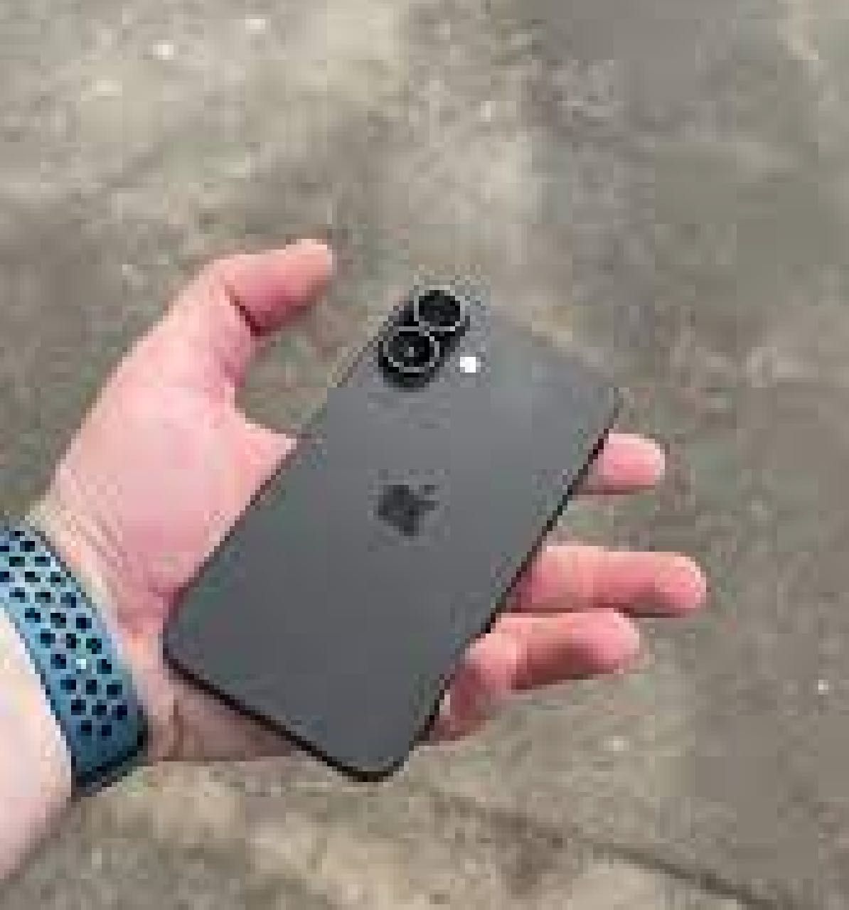 Iphone XR 16 korpusda BLACK