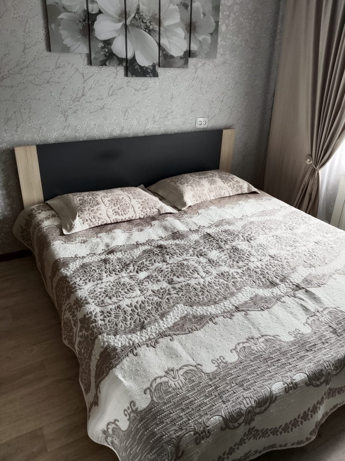 Продам двуспальную кровать в отличном состоянии!
