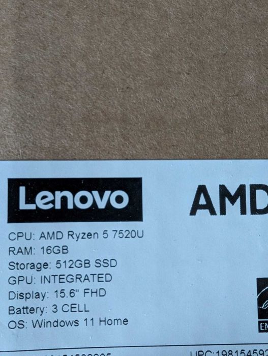 Laptop Lenovo IdeaPad Slim 3 15.6 FHD Ryzen 5 7520U 16GB 512GB Win 11