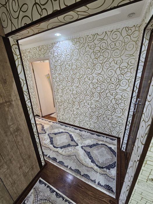 Mikrarayonda 2 xona kvartira Ijaraga Beriladi