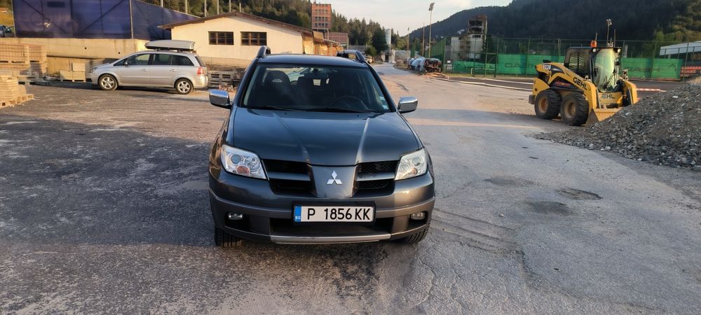 Mitsibihi outlander 2.0 136 к.с 4x4