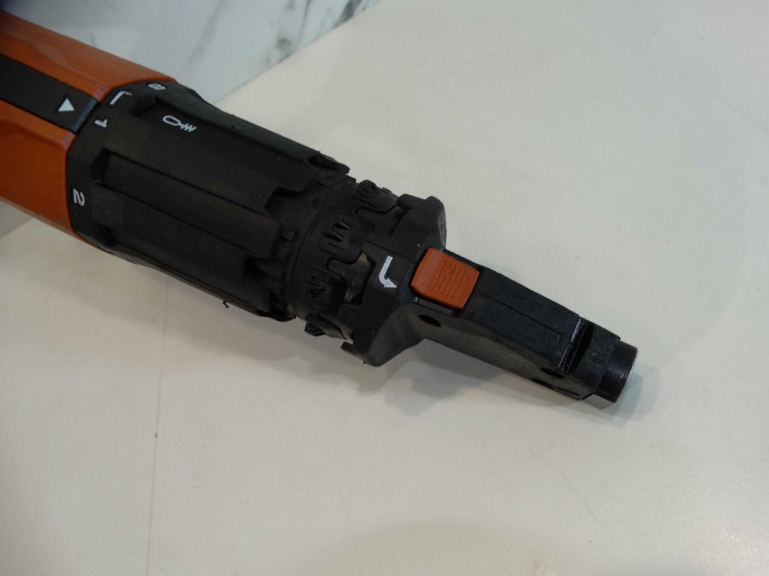 Hilti DX 6 F8 - Уред за директен монтаж