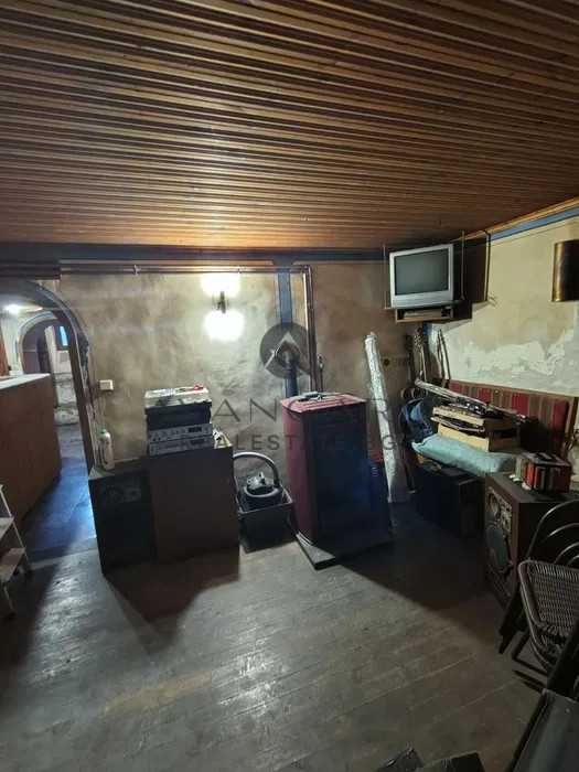 оф.24661 Етаж от къща/ Стария град