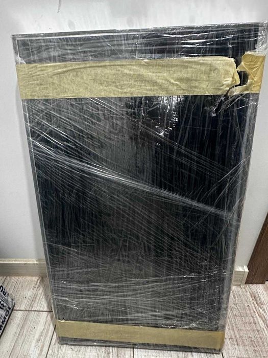 EGT Pacanele Monitoare  OpenFrame 32'' si 27"