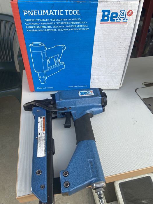 Capsator pneumatic profesional BEA T25 Typ 155