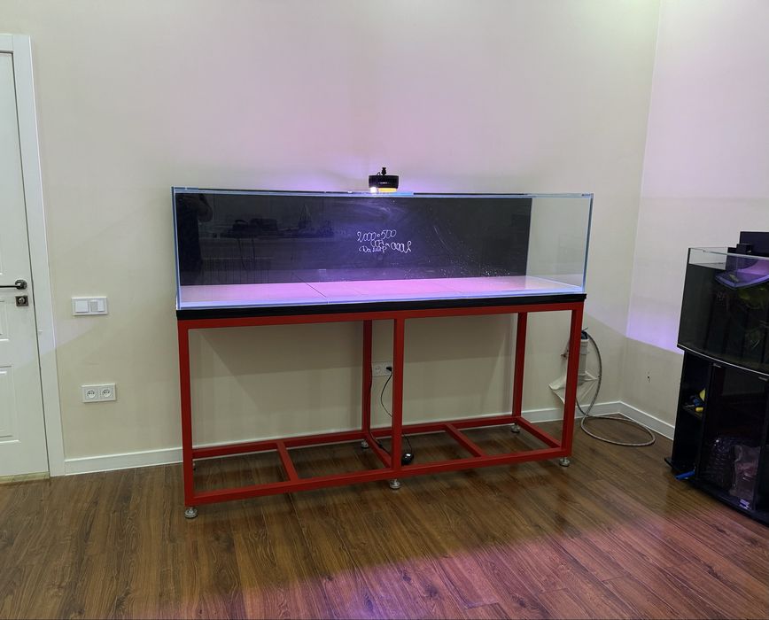 500 литров с тумбой 2 метра