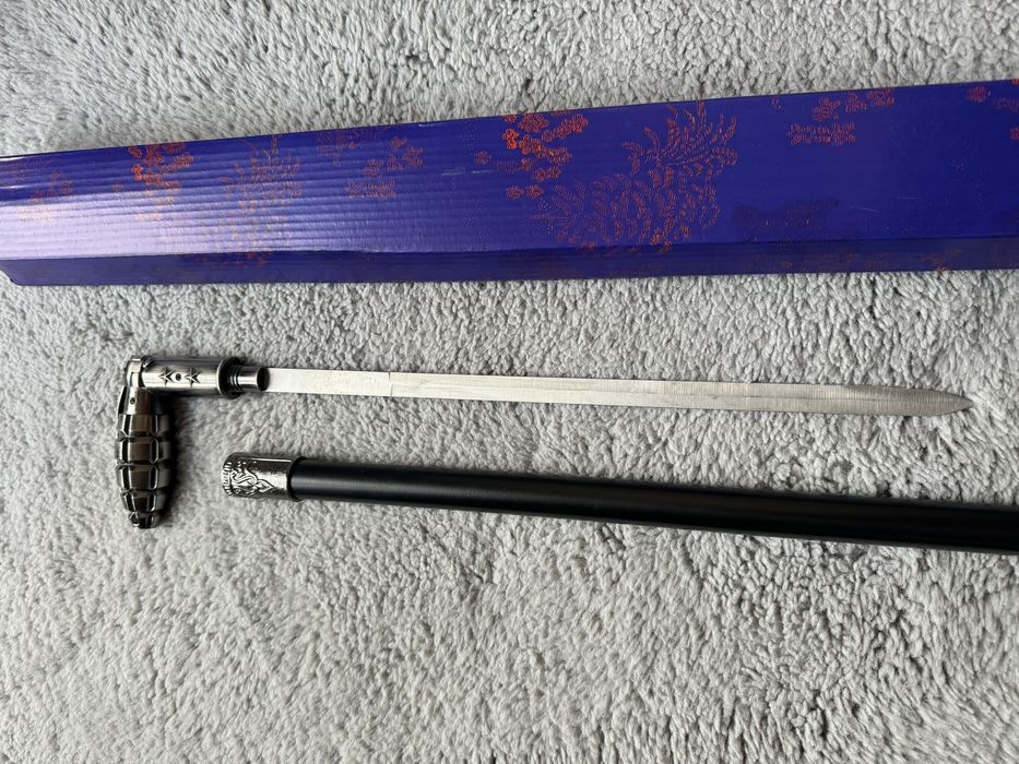 Baston 2 in 1 sabie in trei variante pentru cadou