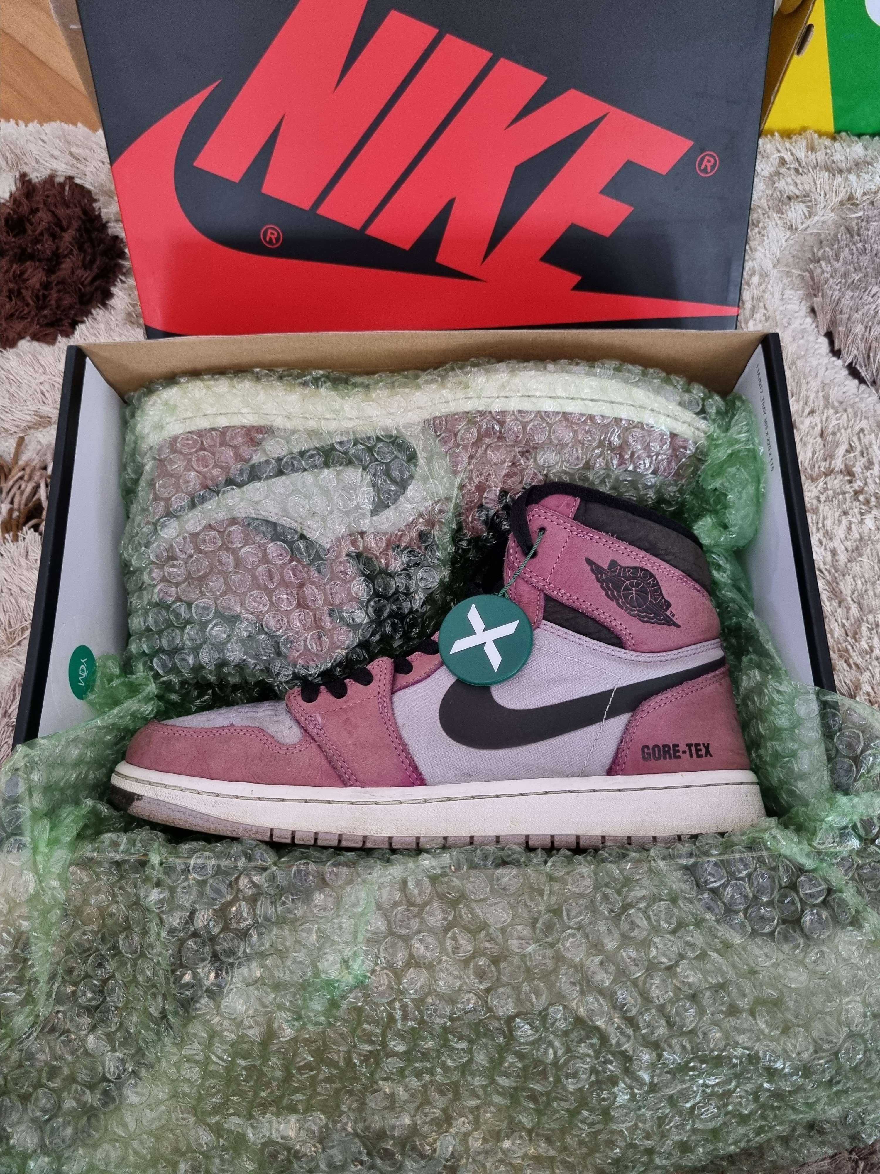 Air Jordan 1 Element Gore-Tex Berry