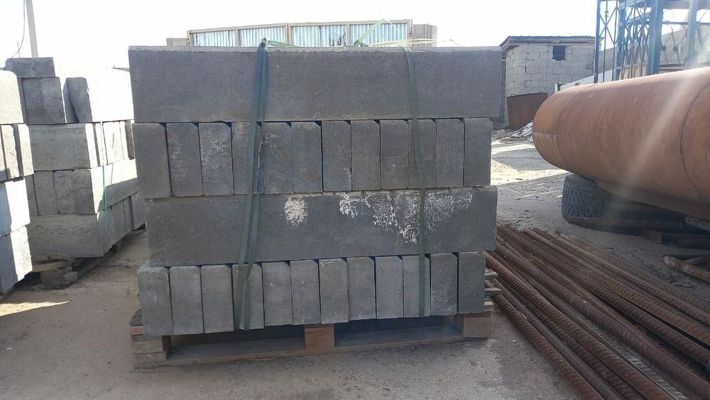 Бардюр бетонный (поребрик)