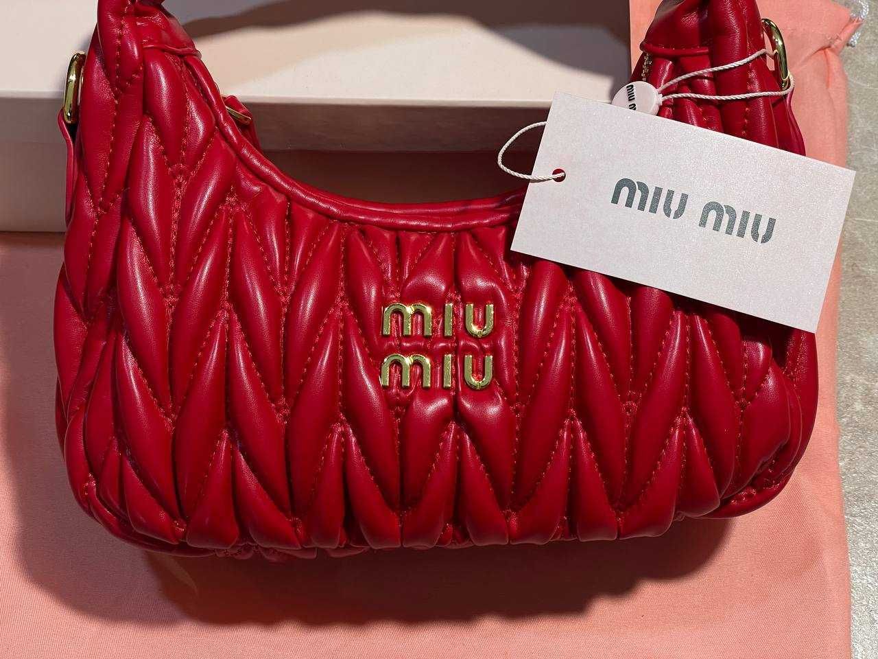 Дамска чанта Miu Miu