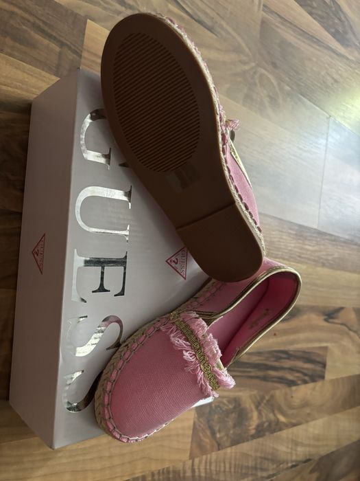 Incaltaminte fete roz Guess nr.30