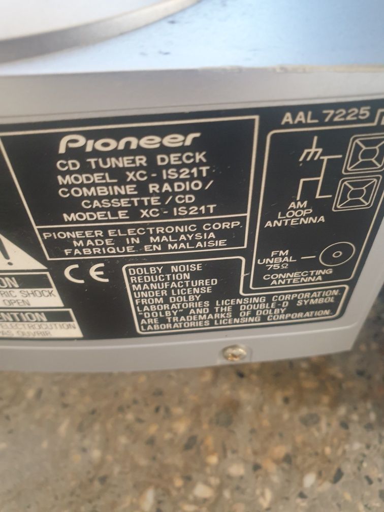 Промоция  музикален център Pioneer IS21T