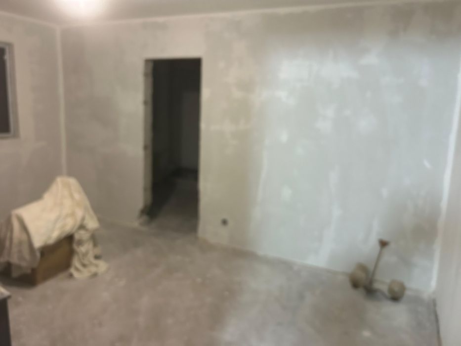 Vand. Apartament cu 2 camere Podul Înalt