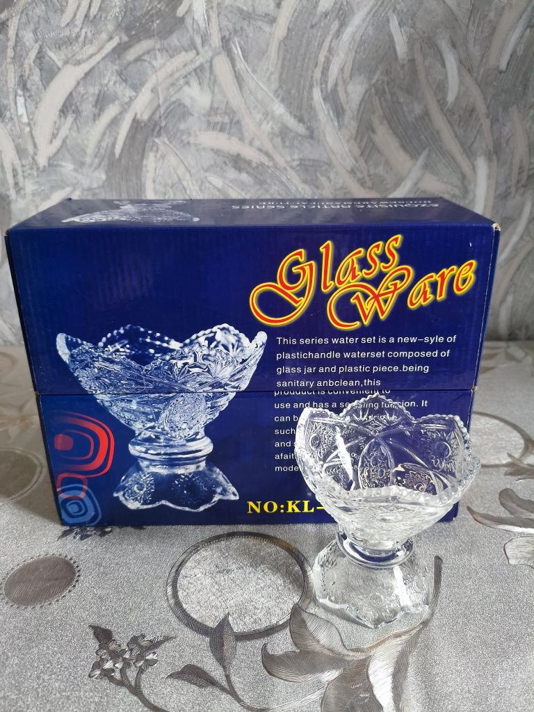 Новая посуда ,можно  подарить.
