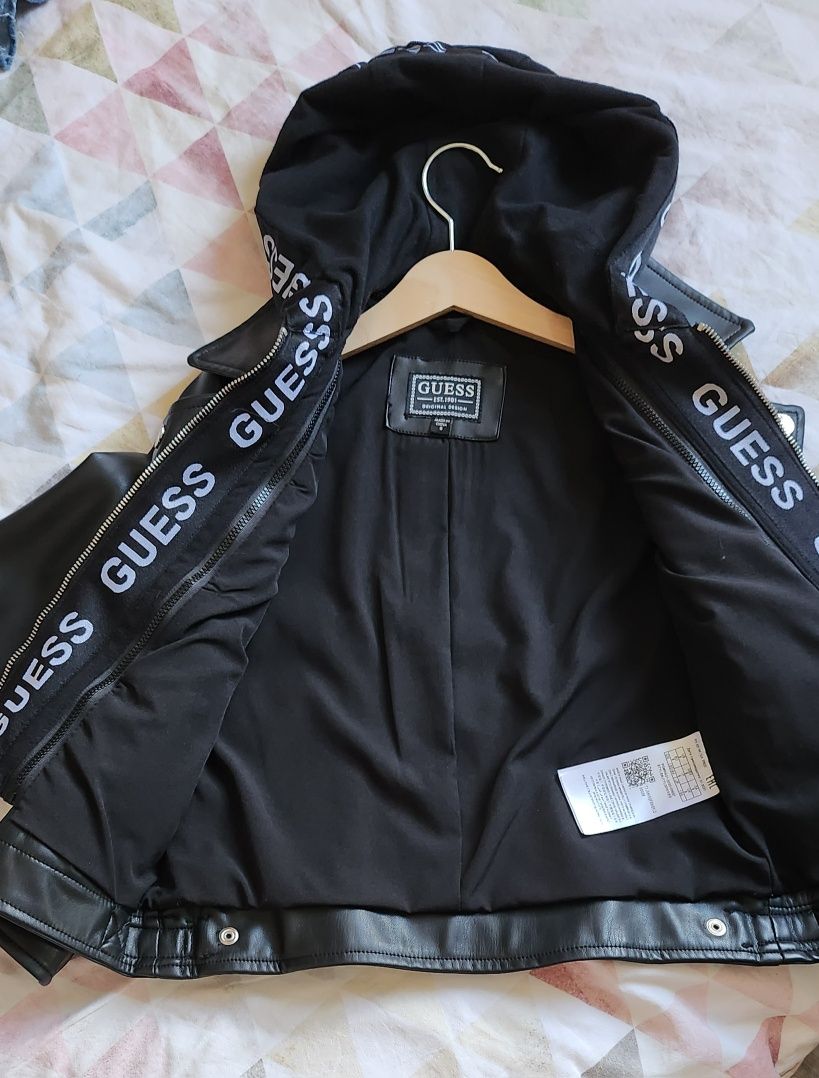 Яке за Момиче GUESS 8г.