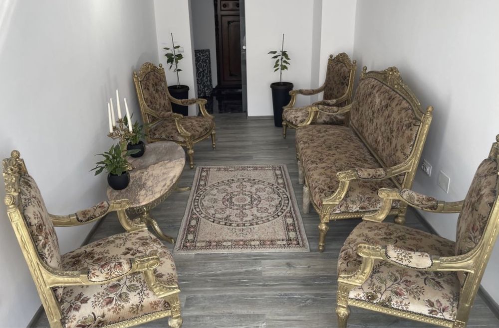 Vând apartament stil Penthous , ultracentral