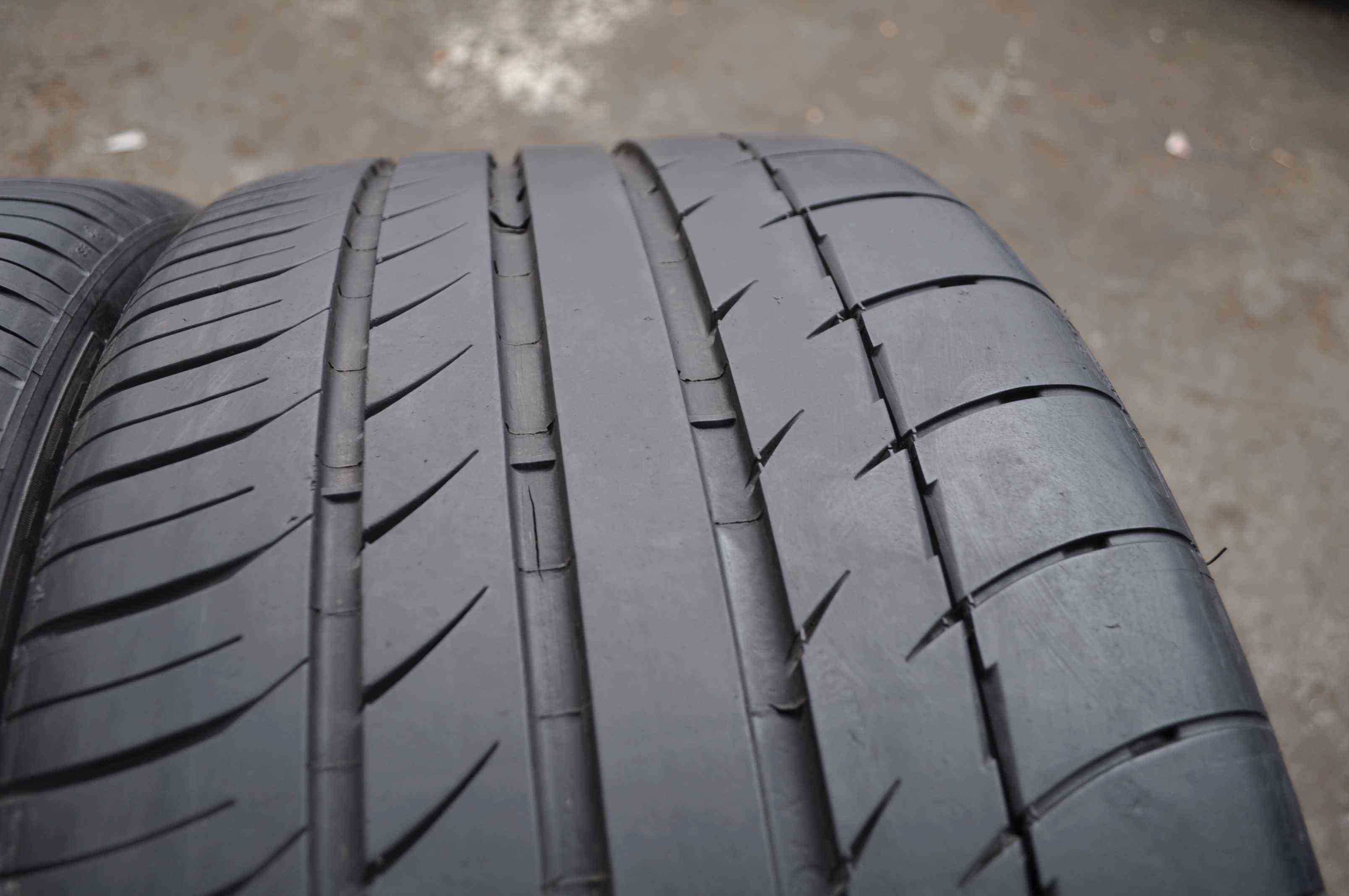 SET 2 Anvelope Vara 265/40 R18 MICHELIN Pilot Sport PS2 101Y