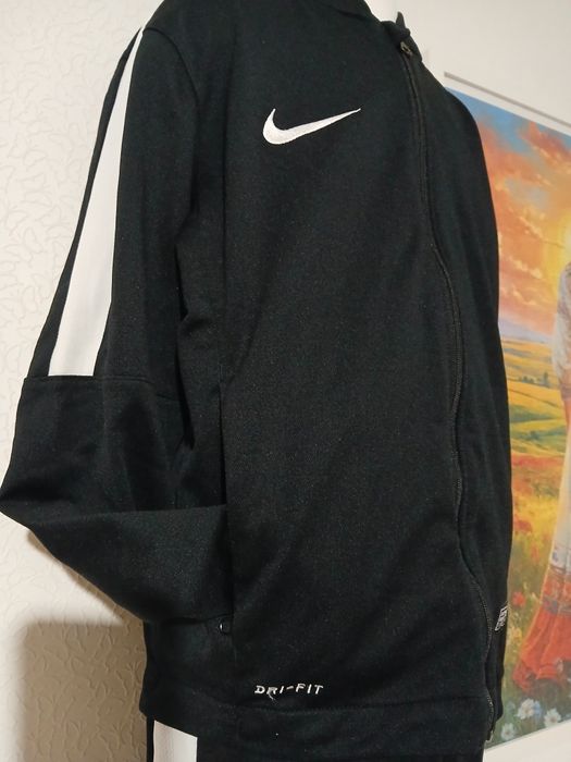 Спортни дрехи Nike 137