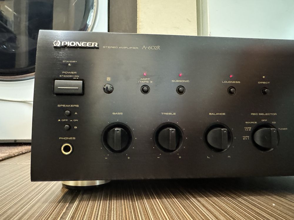 Pioneer A-602R стерео усилвател